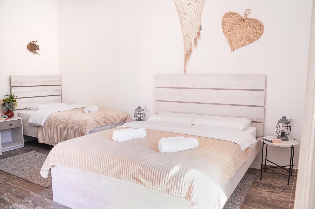 Waikiki Beach House Villa Tivat Dış mekan fotoğraf