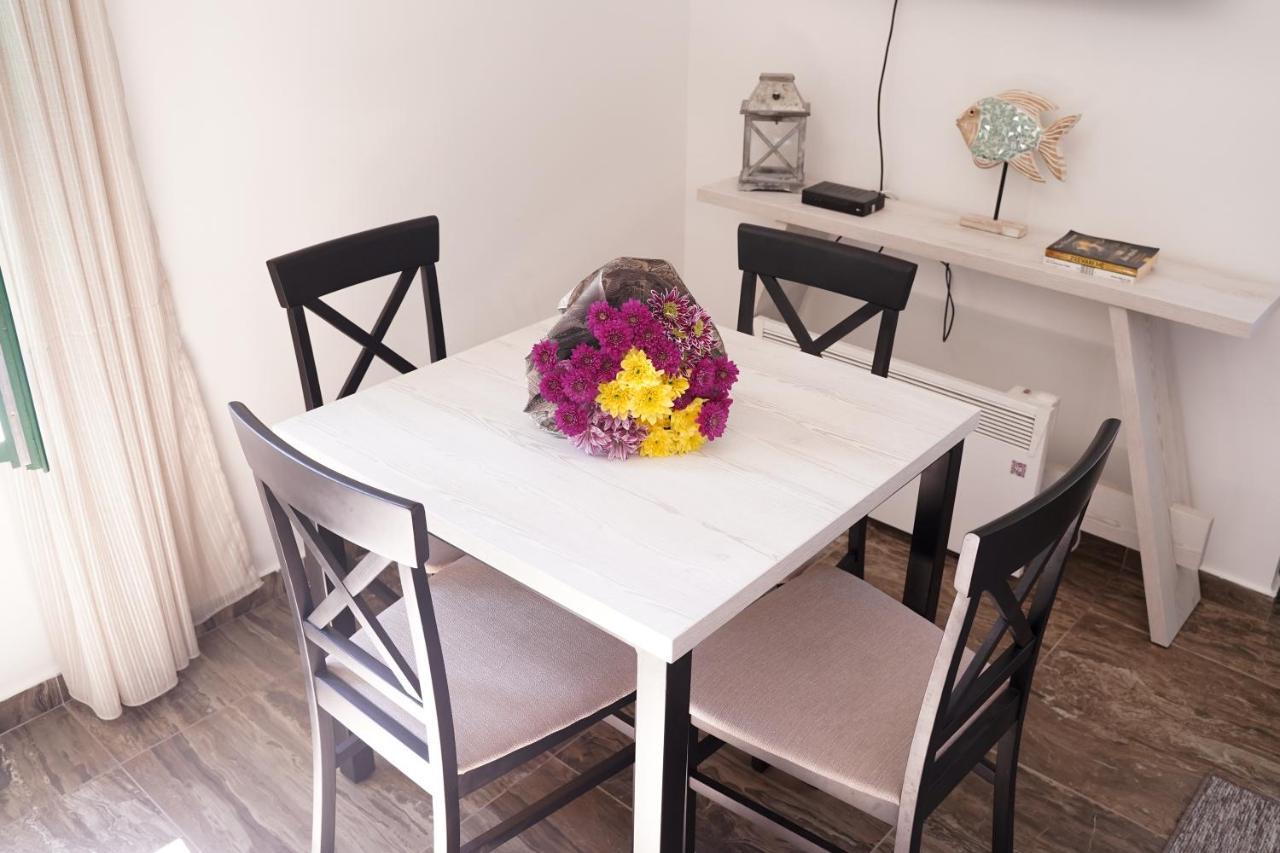Waikiki Beach House Villa Tivat Dış mekan fotoğraf
