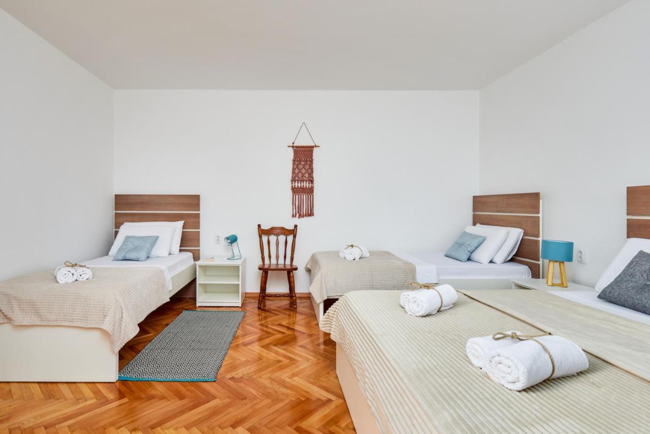 Waikiki Beach House Villa Tivat Dış mekan fotoğraf