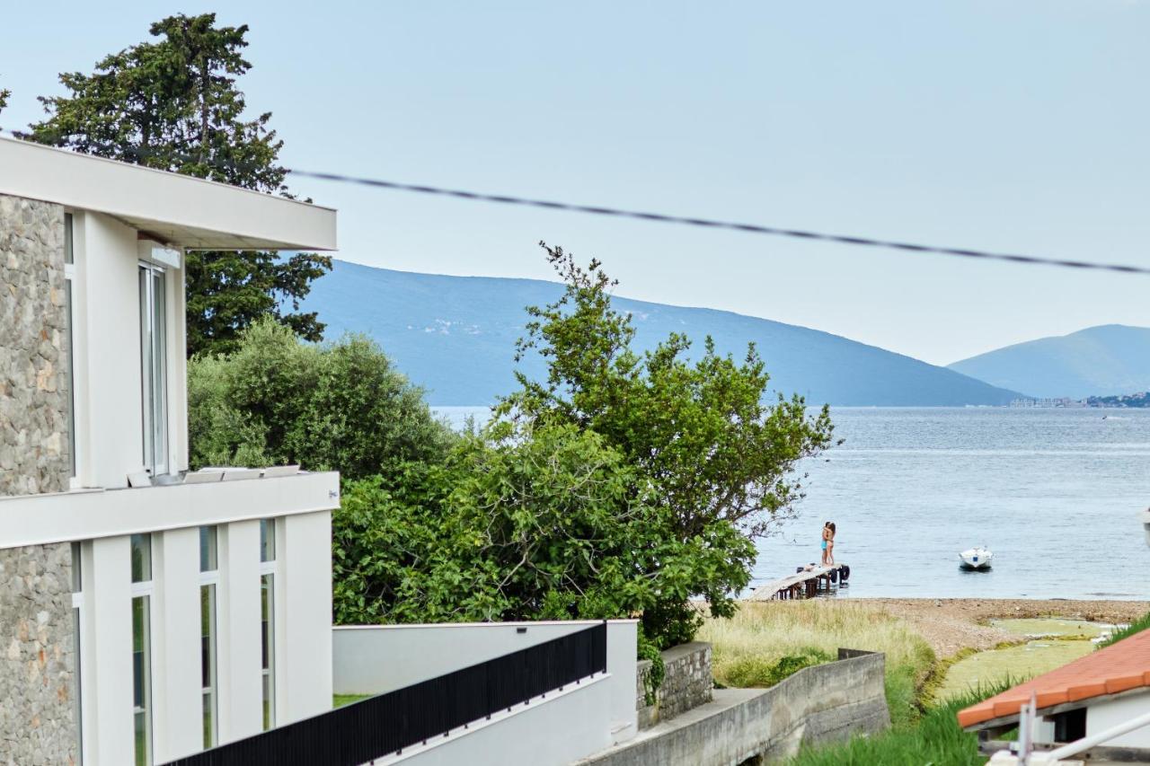 Waikiki Beach House Villa Tivat Dış mekan fotoğraf