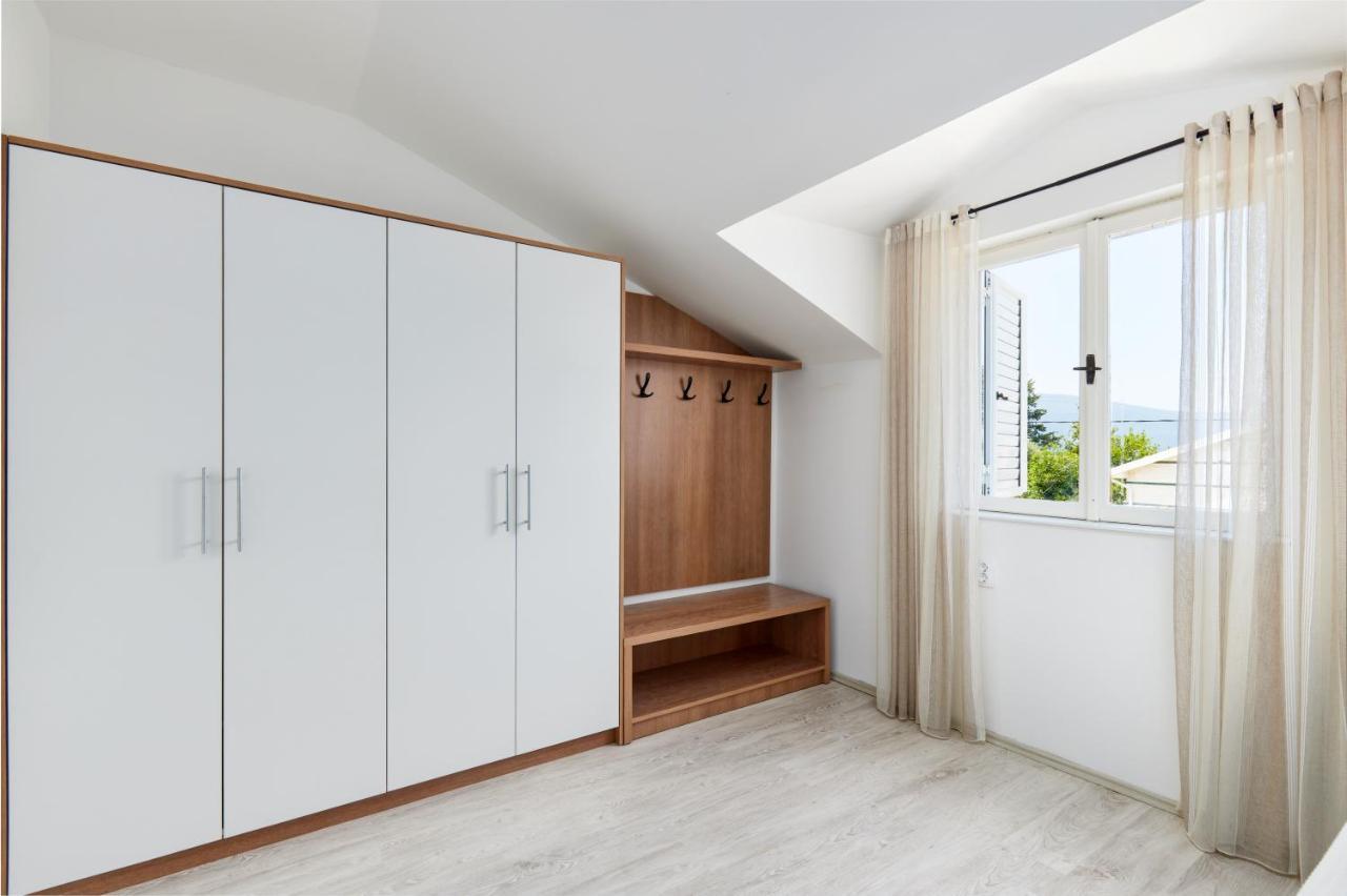 Waikiki Beach House Villa Tivat Dış mekan fotoğraf