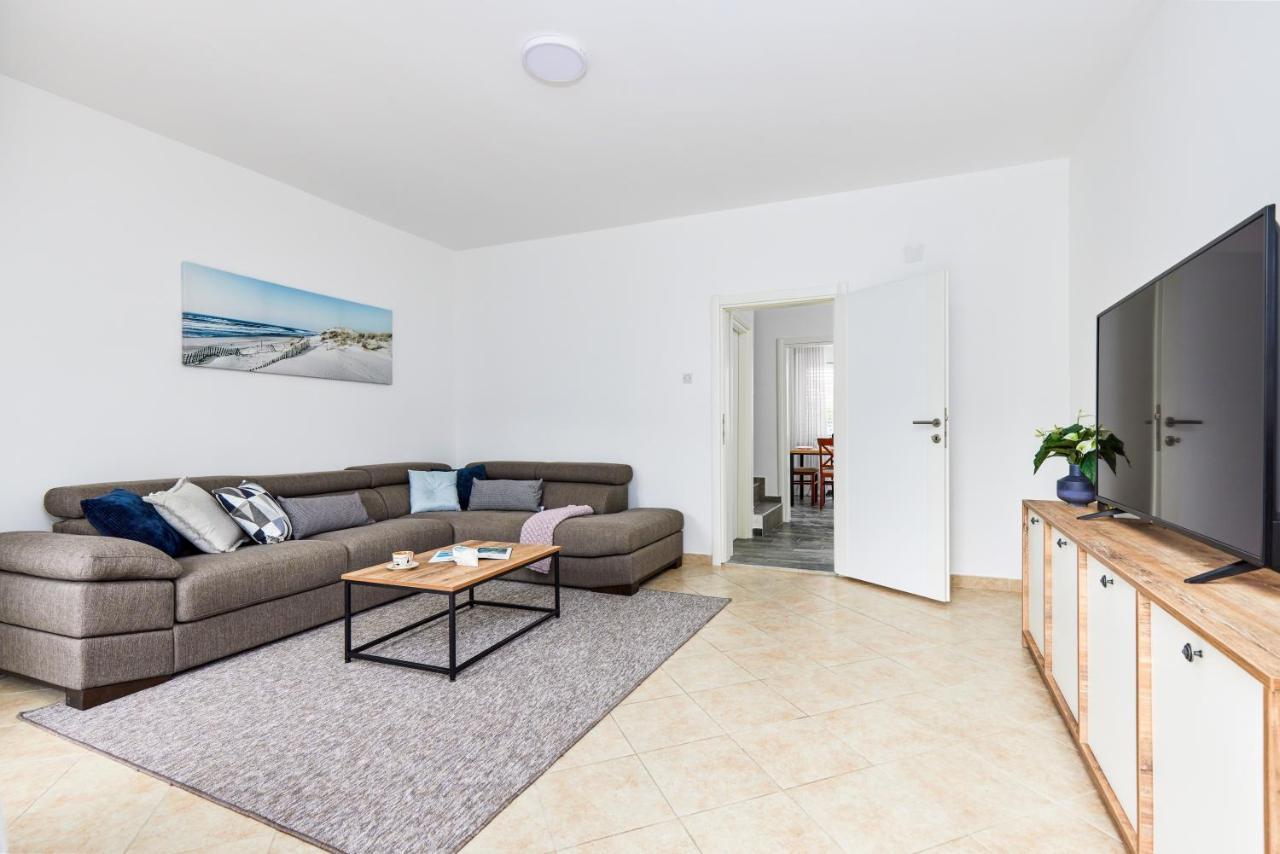 Waikiki Beach House Villa Tivat Dış mekan fotoğraf