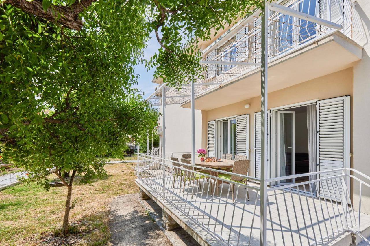 Waikiki Beach House Villa Tivat Dış mekan fotoğraf