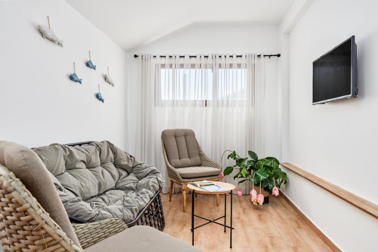 Waikiki Beach House Villa Tivat Dış mekan fotoğraf