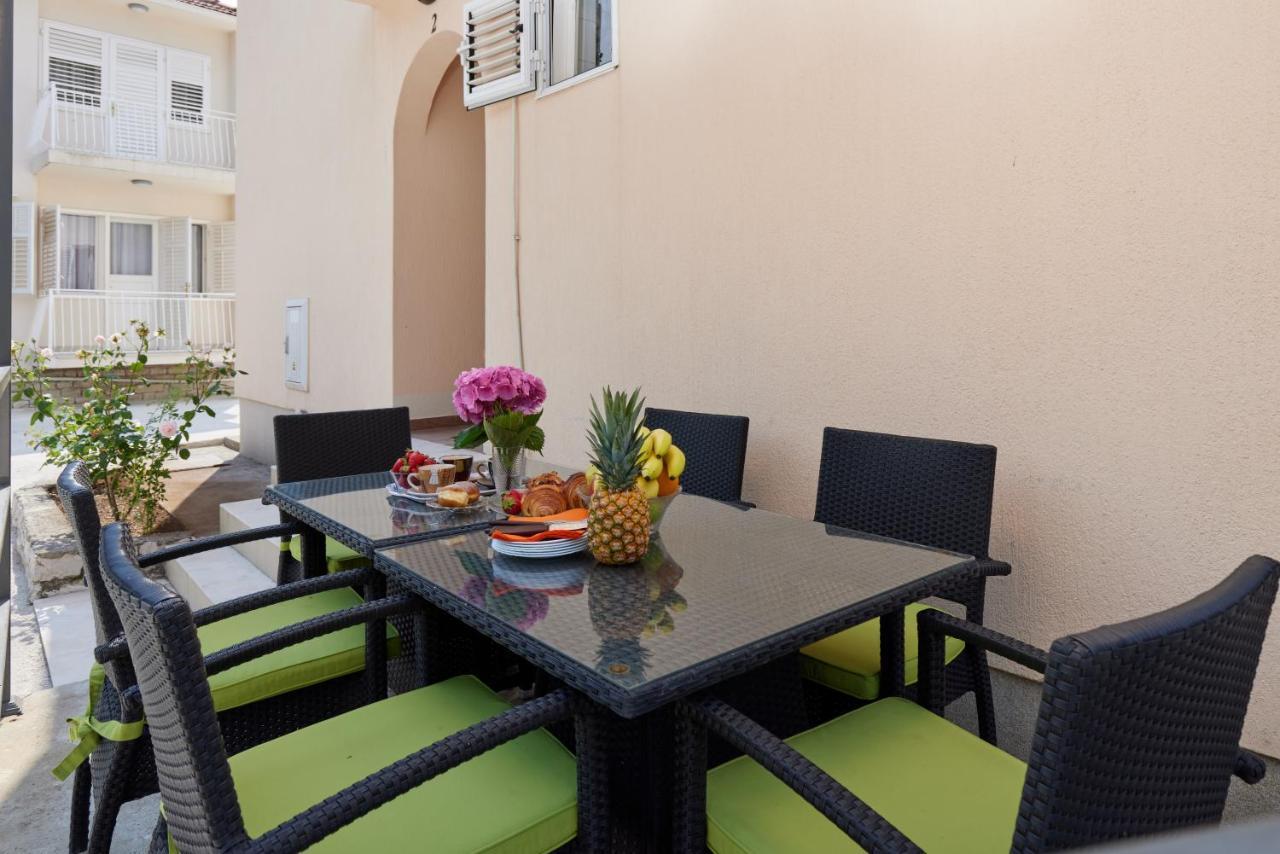 Waikiki Beach House Villa Tivat Dış mekan fotoğraf