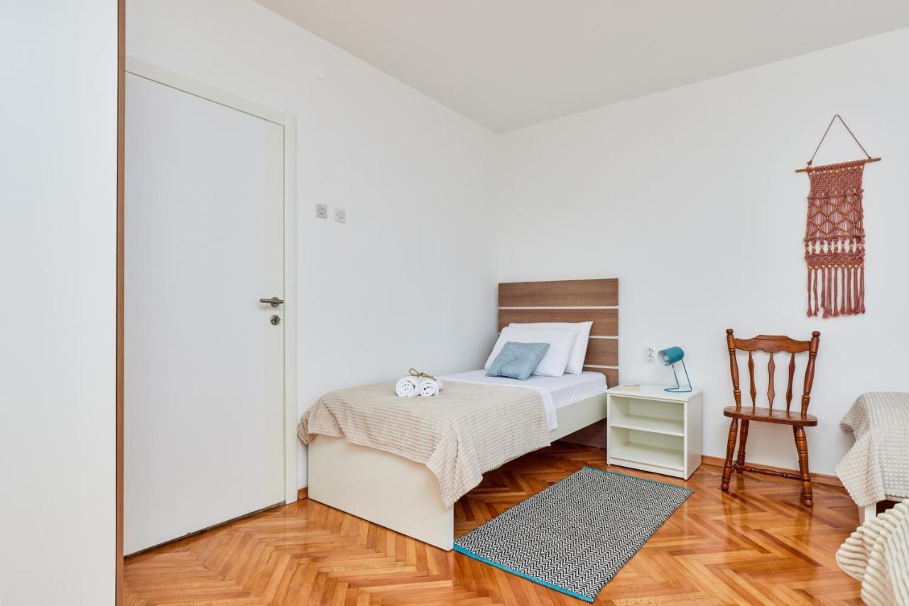 Waikiki Beach House Villa Tivat Dış mekan fotoğraf